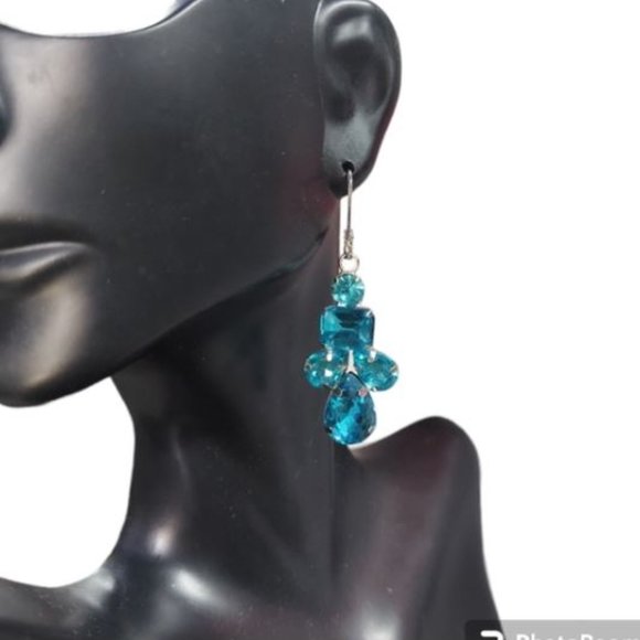 New‎ E897 2" Blue Geoshaped Crystal Drop Earrings. Women's Fashion Jewelry - Picture 5 of 16